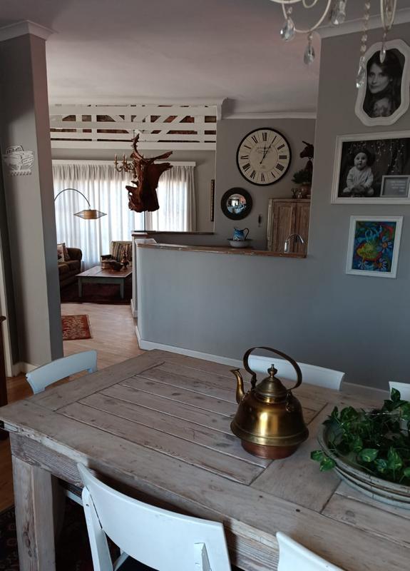 4 Bedroom Property for Sale in Van Ryneveld Western Cape